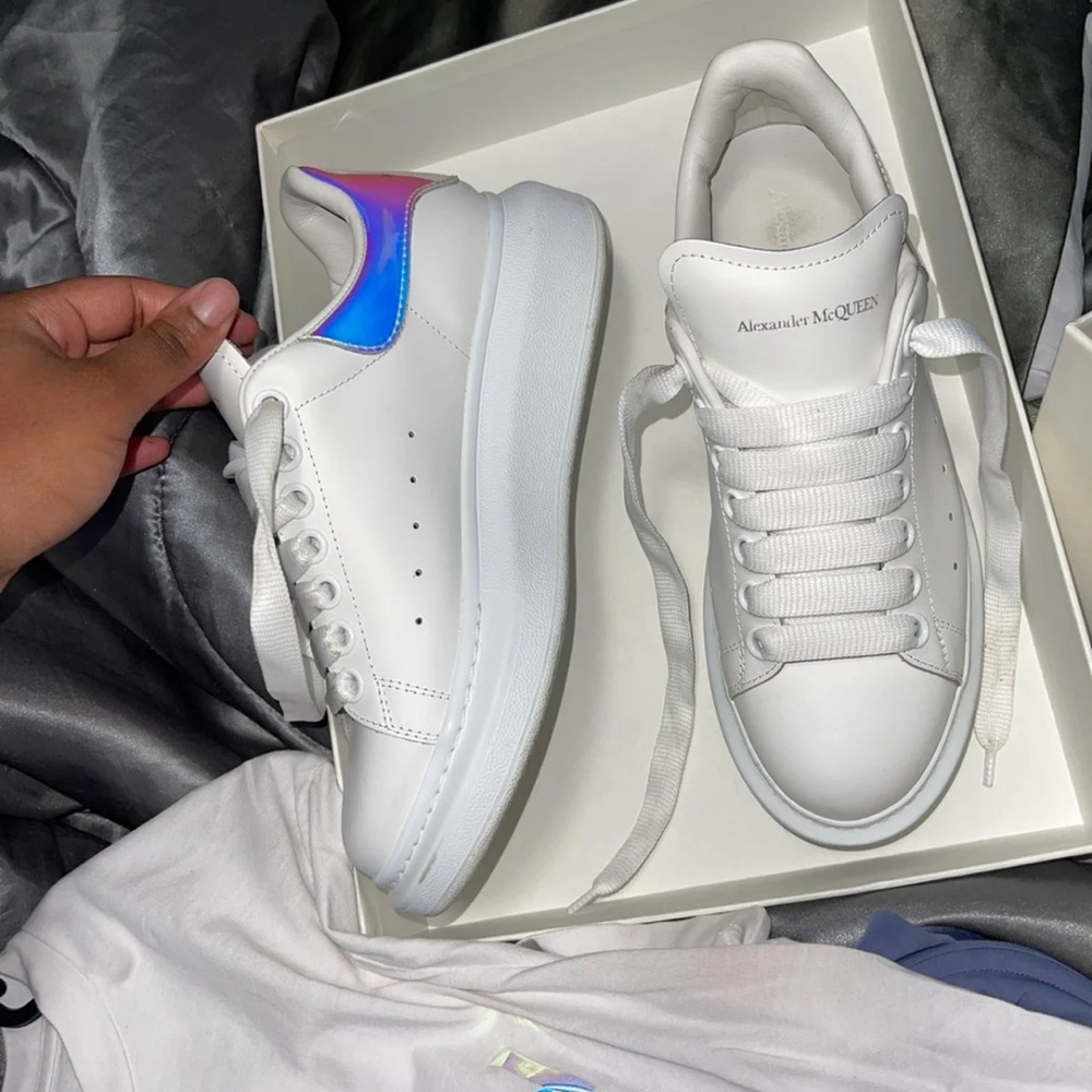 Alexander McQueen sneaker